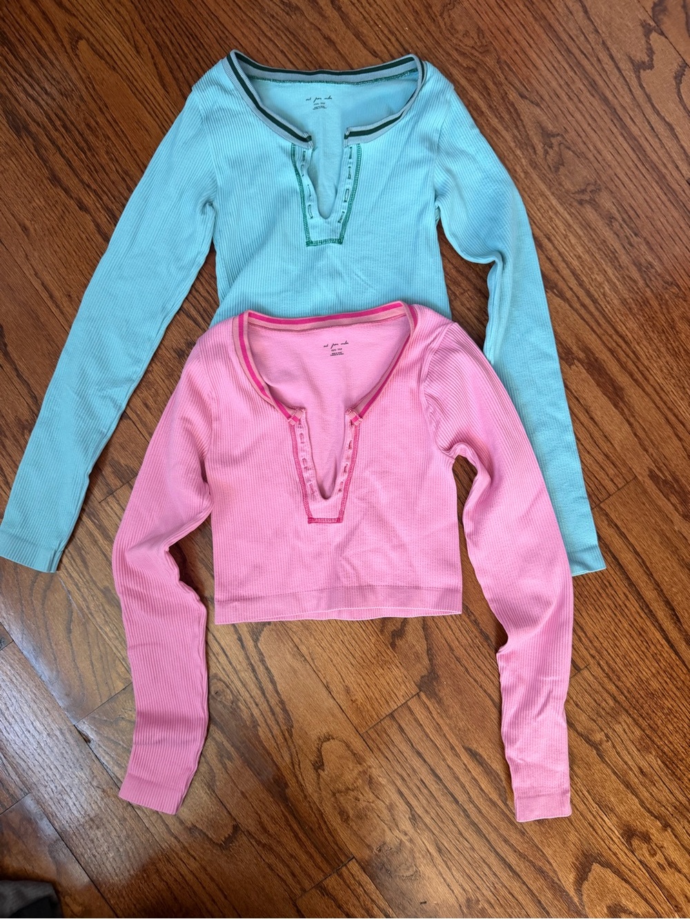 Urban Outfitters Out From Under ribbed crop long sleeve top bundle